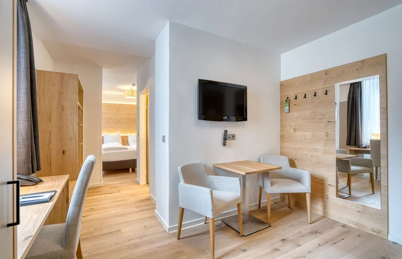 Superior Suite with separate living area at the Leipziger Hof