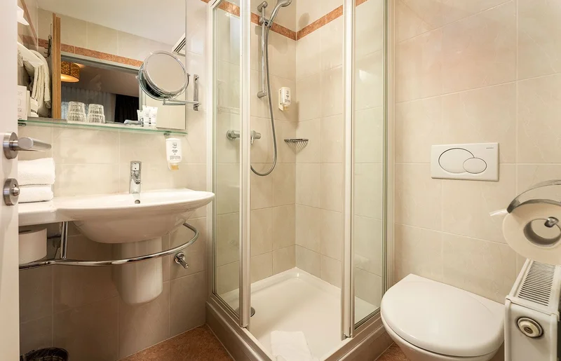 Bagno della camera Economy dell'Hotel Leipziger Hof
